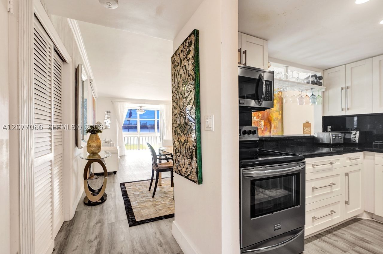 Real estate property located at 18707 14th Ave #522, Miami-dade, Eighth Moorings Condo, Miami, FL