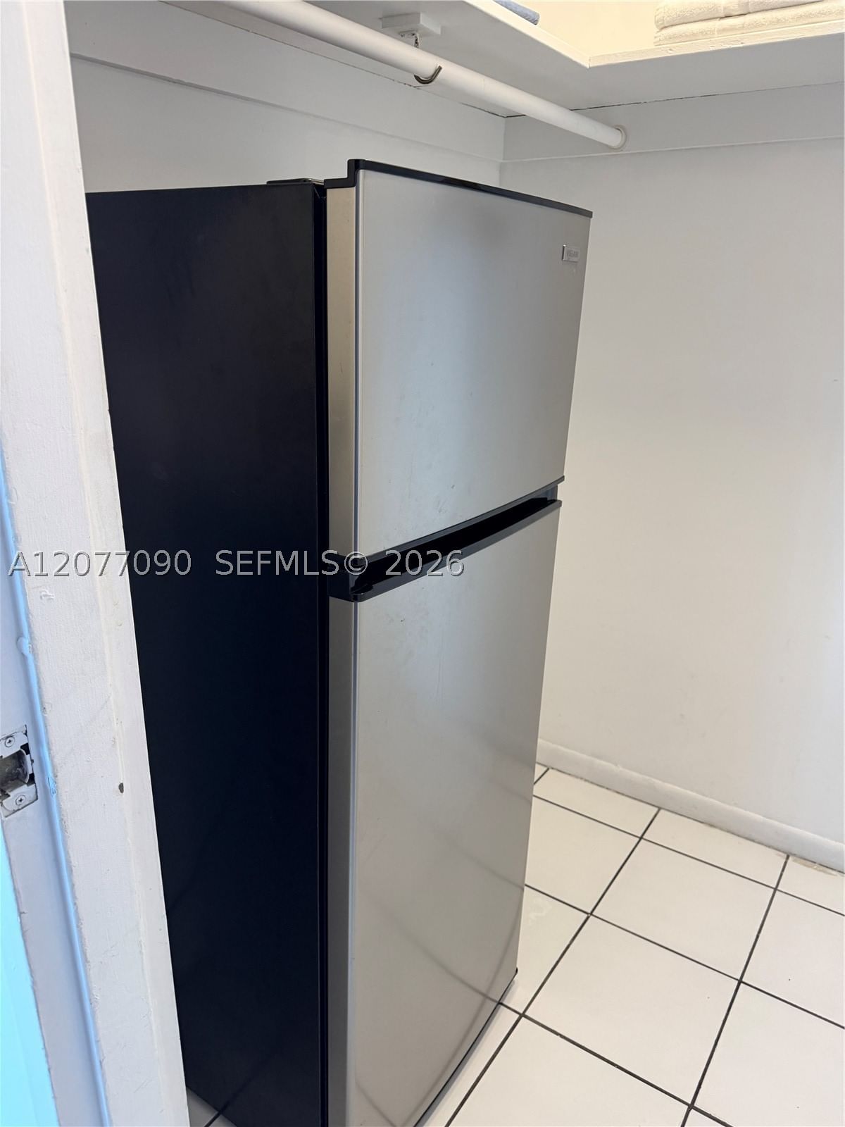 Real estate property located at 5445 Collins Ave #729, Miami-dade, Castle Beach Club Condo, Miami Beach, FL