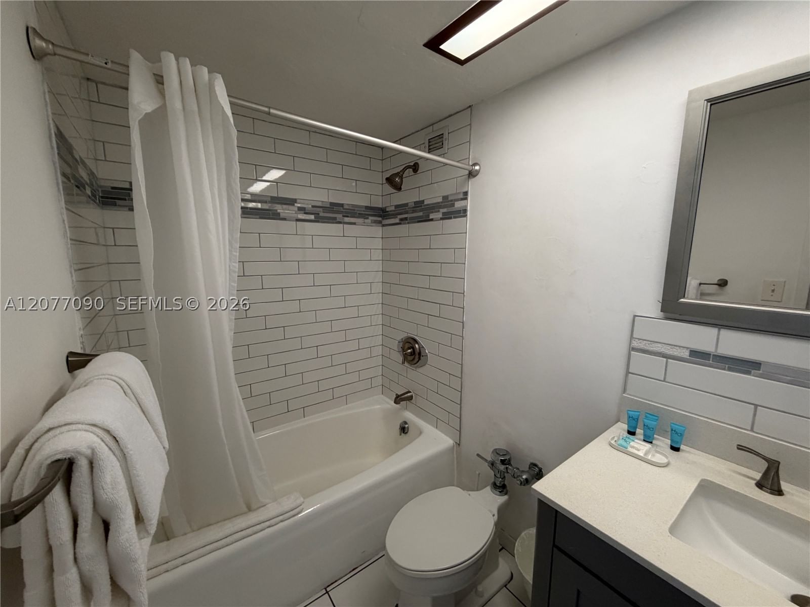 Real estate property located at 5445 Collins Ave #729, Miami-dade, Castle Beach Club Condo, Miami Beach, FL