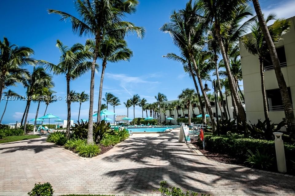 Real estate property located at 3801 Ocean Dr #5A, Broward, Tides On Hollywood Beach, Hollywood, FL