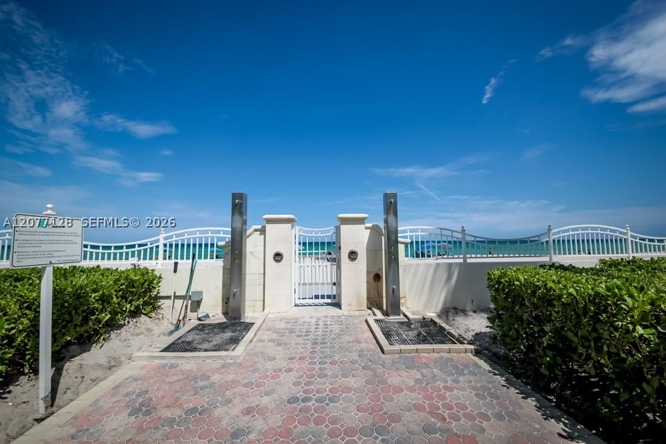 Real estate property located at 3801 Ocean Dr #5A, Broward, Tides On Hollywood Beach, Hollywood, FL