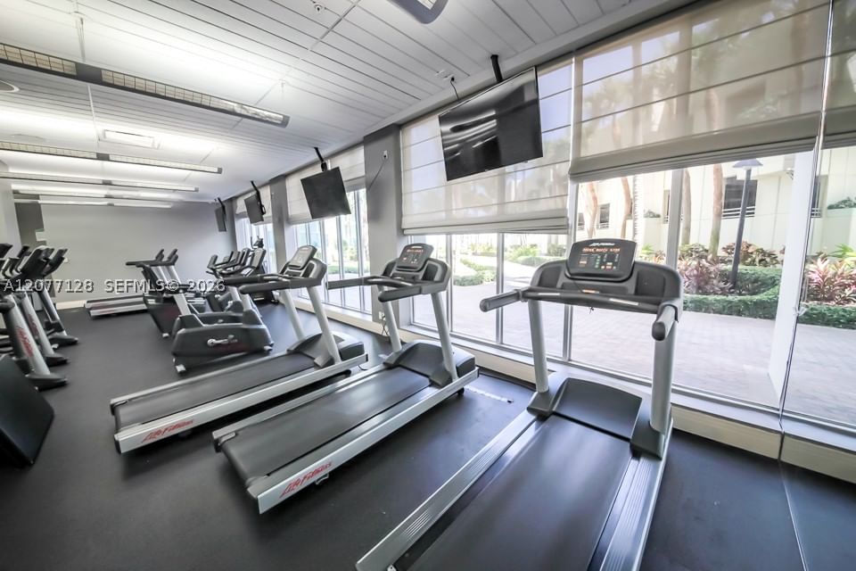 Real estate property located at 3801 Ocean Dr #5A, Broward, Tides On Hollywood Beach, Hollywood, FL