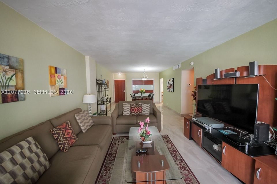 Real estate property located at 3801 Ocean Dr #5A, Broward, Tides On Hollywood Beach, Hollywood, FL