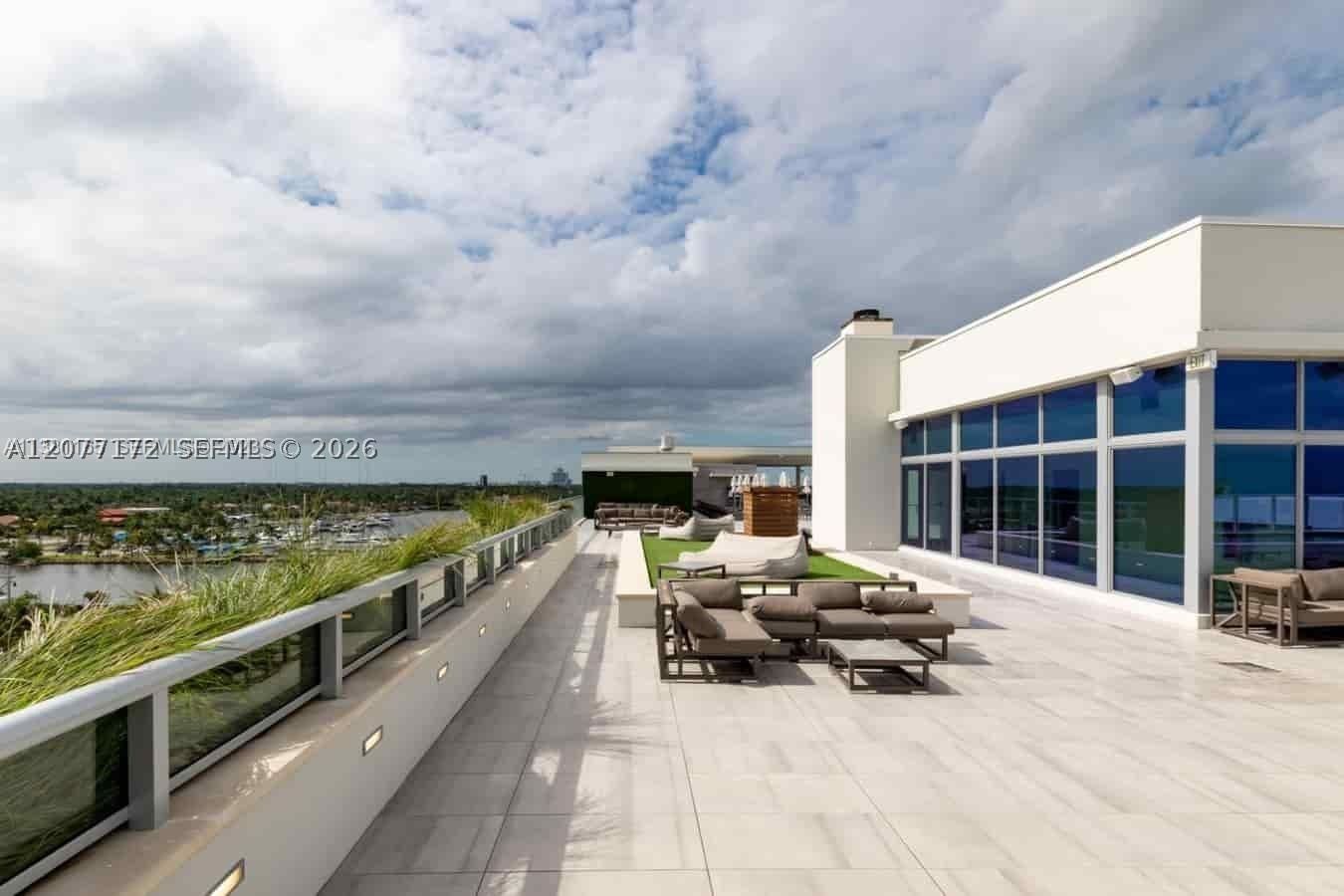 Real estate property located at 777 Ocean Dr N510, Broward, Costa Hollywood Condo, Hollywood, FL