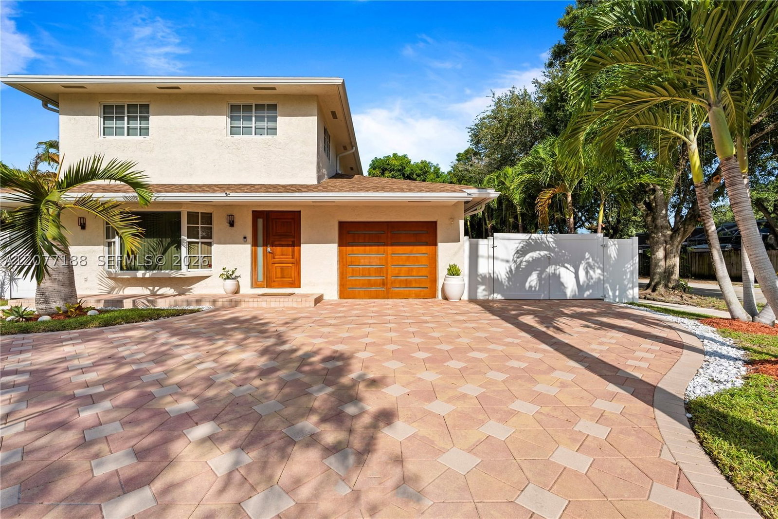 Real estate property located at 2801 38th Ave, Broward, Hollywood Gardens, Hollywood, FL