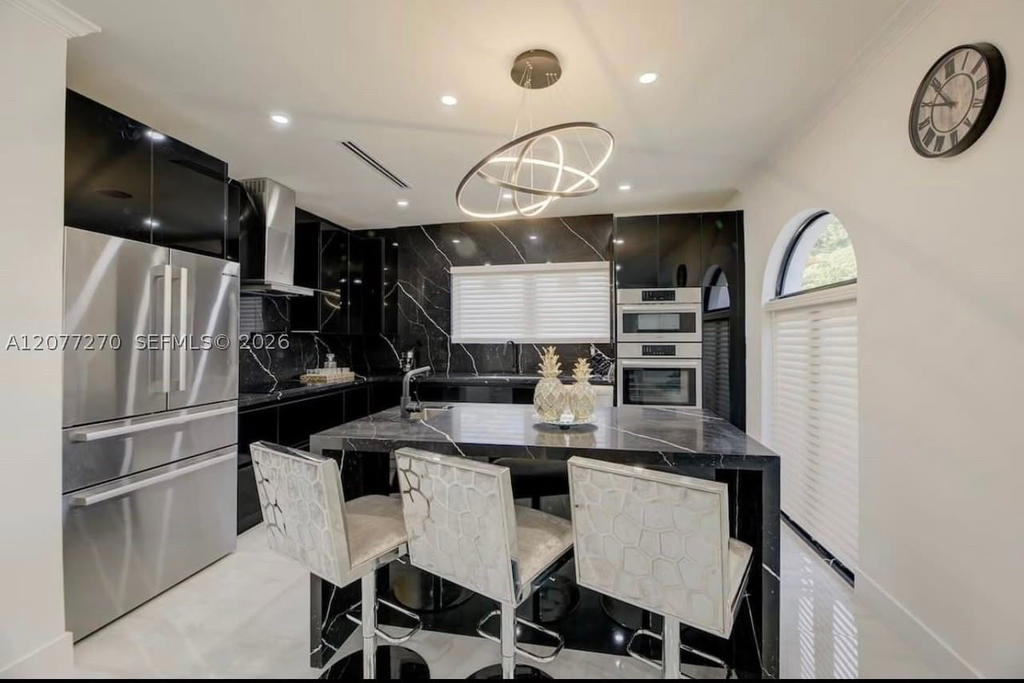 Real estate property located at 52 47th St, Miami-dade, Shadowlawn, Miami, FL