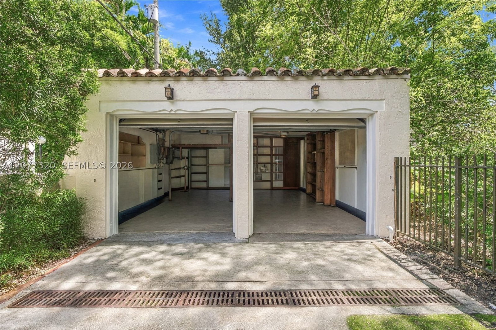 Real estate property located at 665 Greenway Dr, Miami-dade, Coral Gables Sec B, Coral Gables, FL