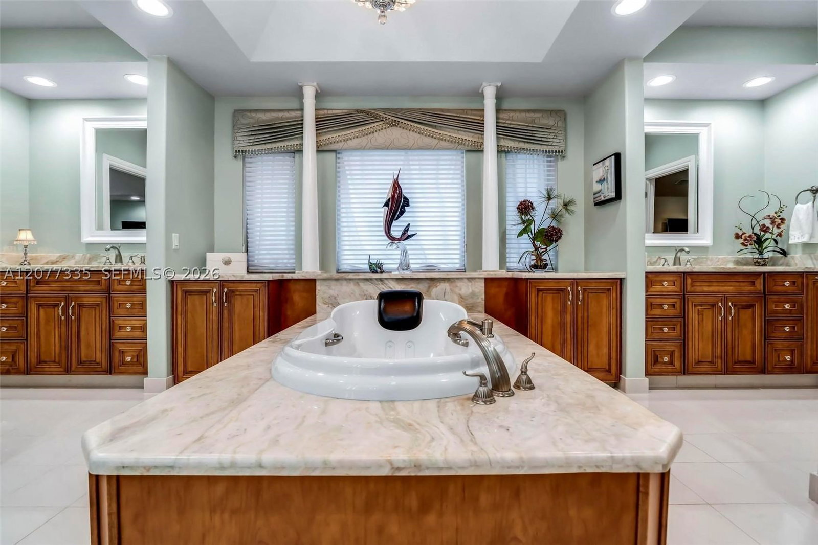 Real estate property located at 2820 44th St, Broward, Venetian Isles 3rd Sec, Lighthouse Point, FL