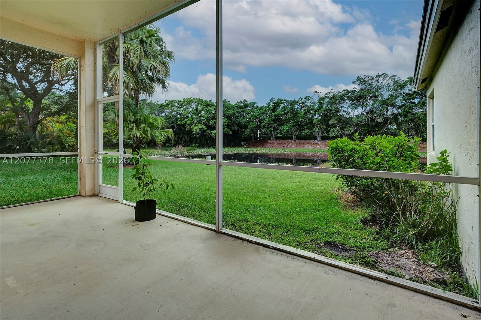 Real estate property located at 113 Bayridge Dr, Broward, Sector 4 - 1st Addition, Weston, FL