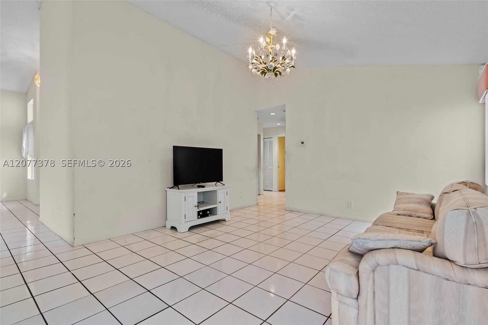 Real estate property located at 113 Bayridge Dr, Broward, Sector 4 - 1st Addition, Weston, FL
