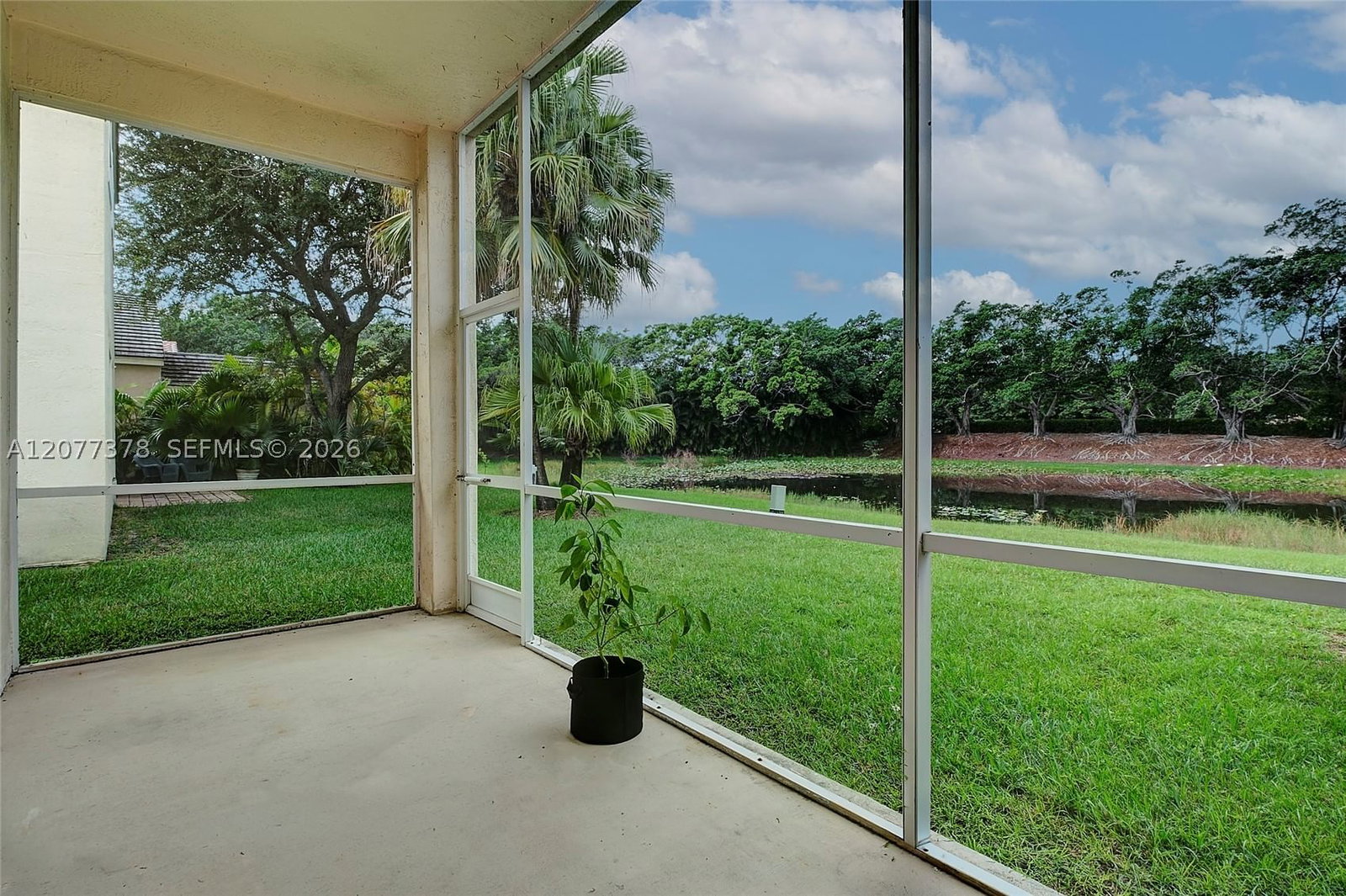 Real estate property located at 113 Bayridge Dr, Broward, Sector 4 - 1st Addition, Weston, FL