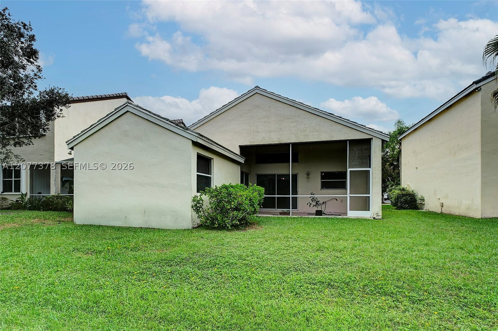 Real estate property located at 113 Bayridge Dr, Broward, Sector 4 - 1st Addition, Weston, FL