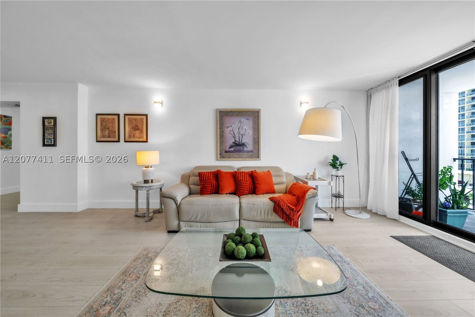 Real estate property located at 2401 Ocean Dr #507, Broward, Britannia At Quadomain Co, Hollywood, FL