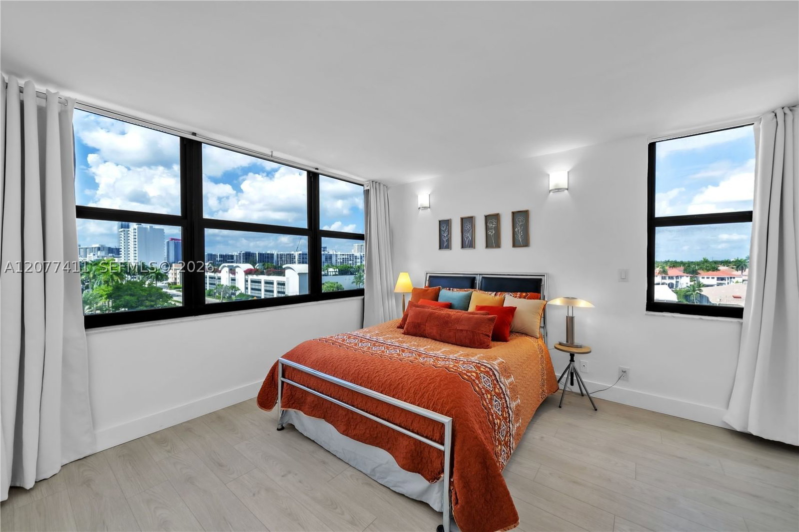 Real estate property located at 2401 Ocean Dr #507, Broward, Britannia At Quadomain Co, Hollywood, FL