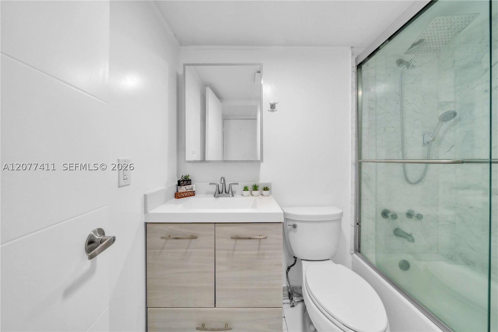 Real estate property located at 2401 Ocean Dr #507, Broward, Britannia At Quadomain Co, Hollywood, FL
