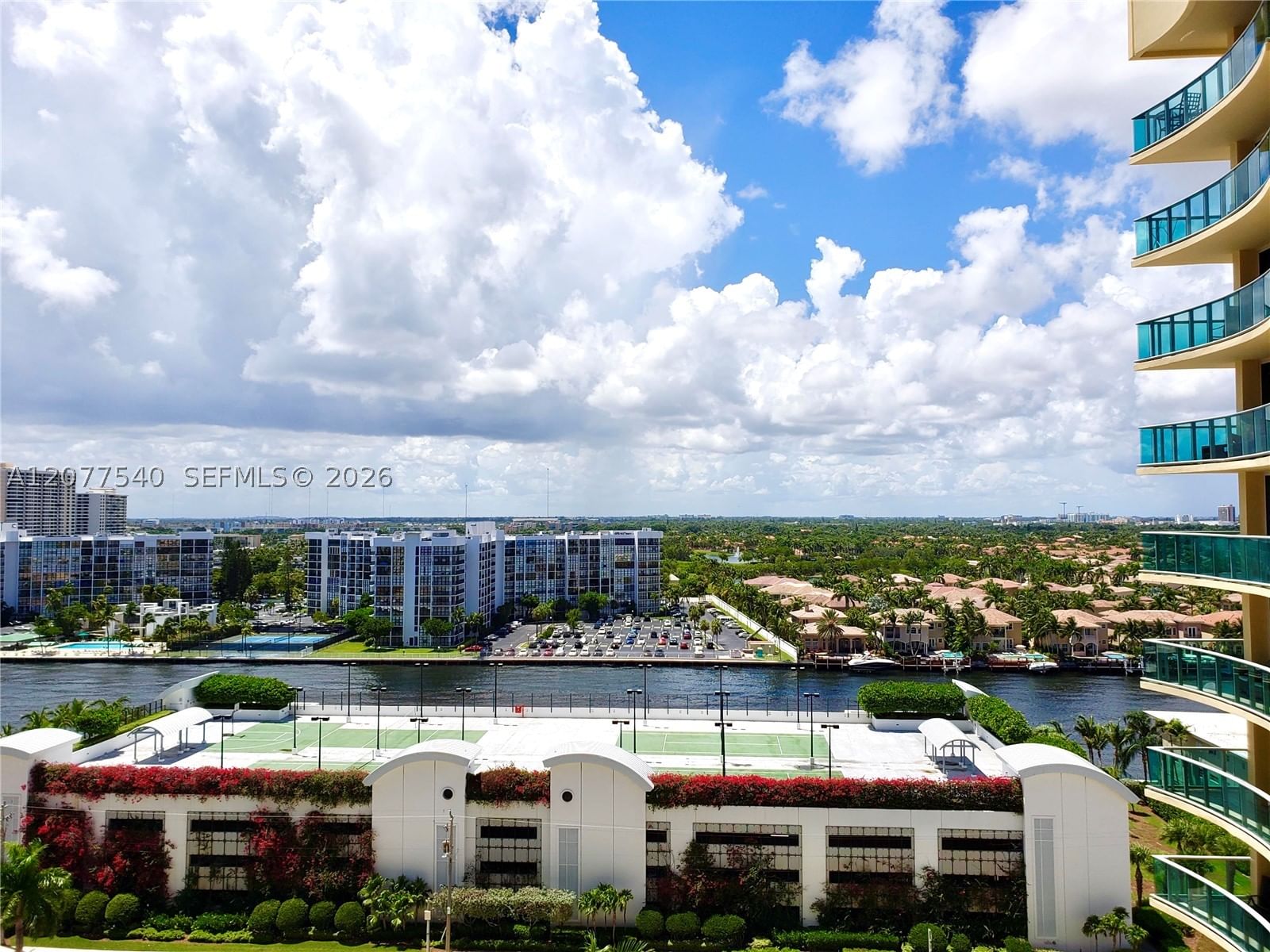 Real estate property located at 2501 Ocean Dr #1231, Broward, Wave Condo, Hollywood, FL
