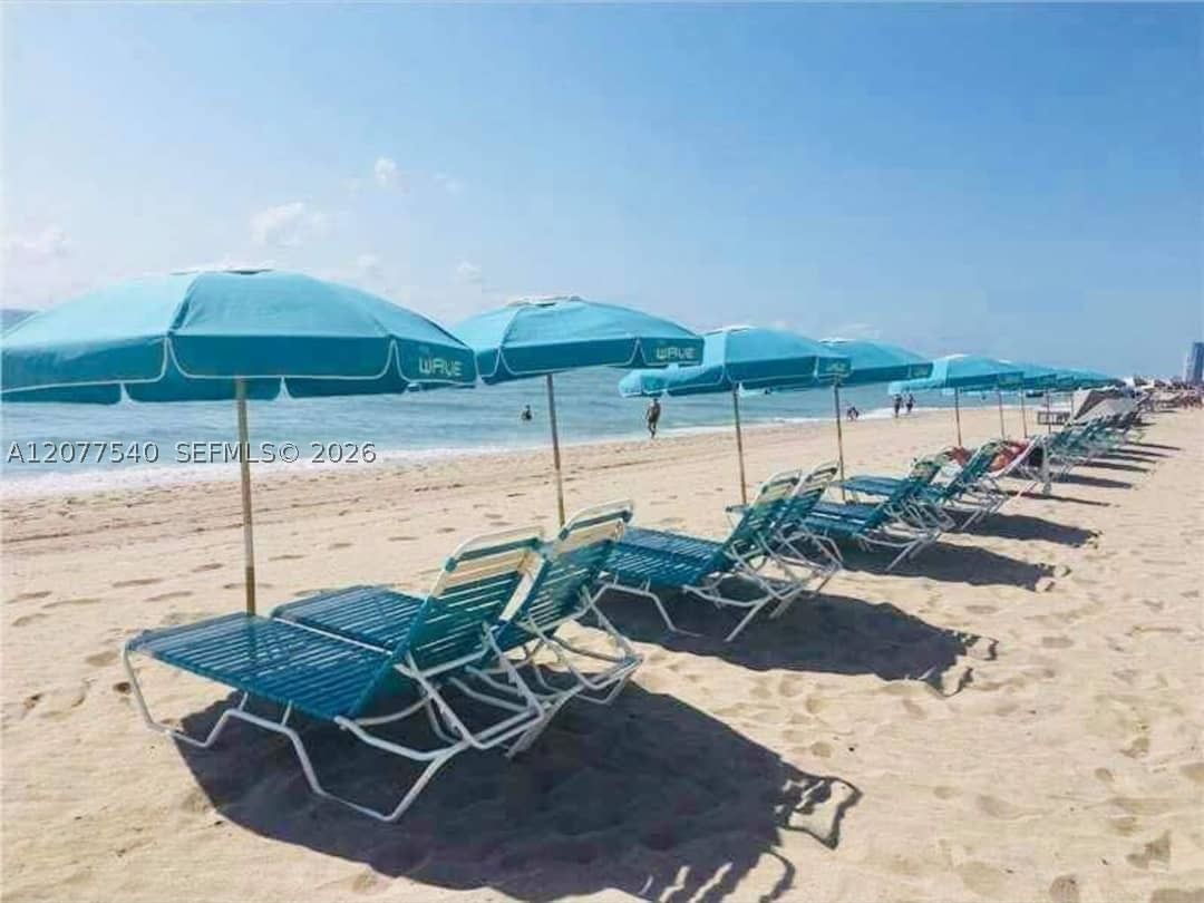 Real estate property located at 2501 Ocean Dr #1231, Broward, Wave Condo, Hollywood, FL