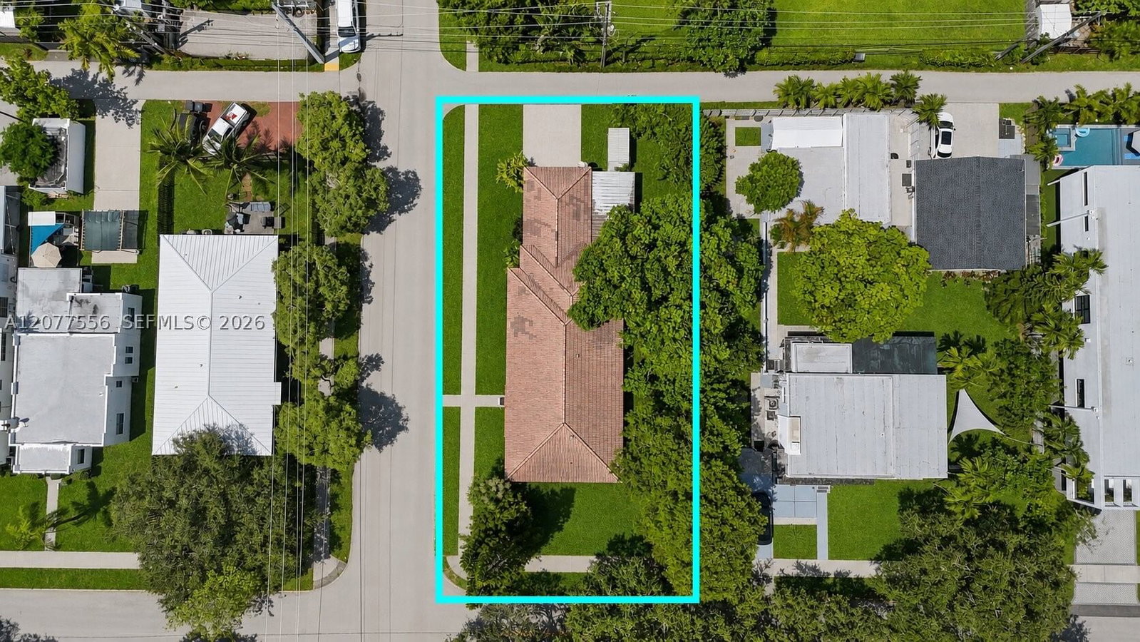 Real estate property located at 425 15th Ave, Broward, Hollywood, Hollywood, FL