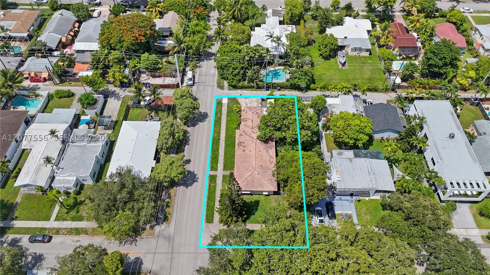 Real estate property located at 425 15th Ave, Broward, Hollywood, Hollywood, FL