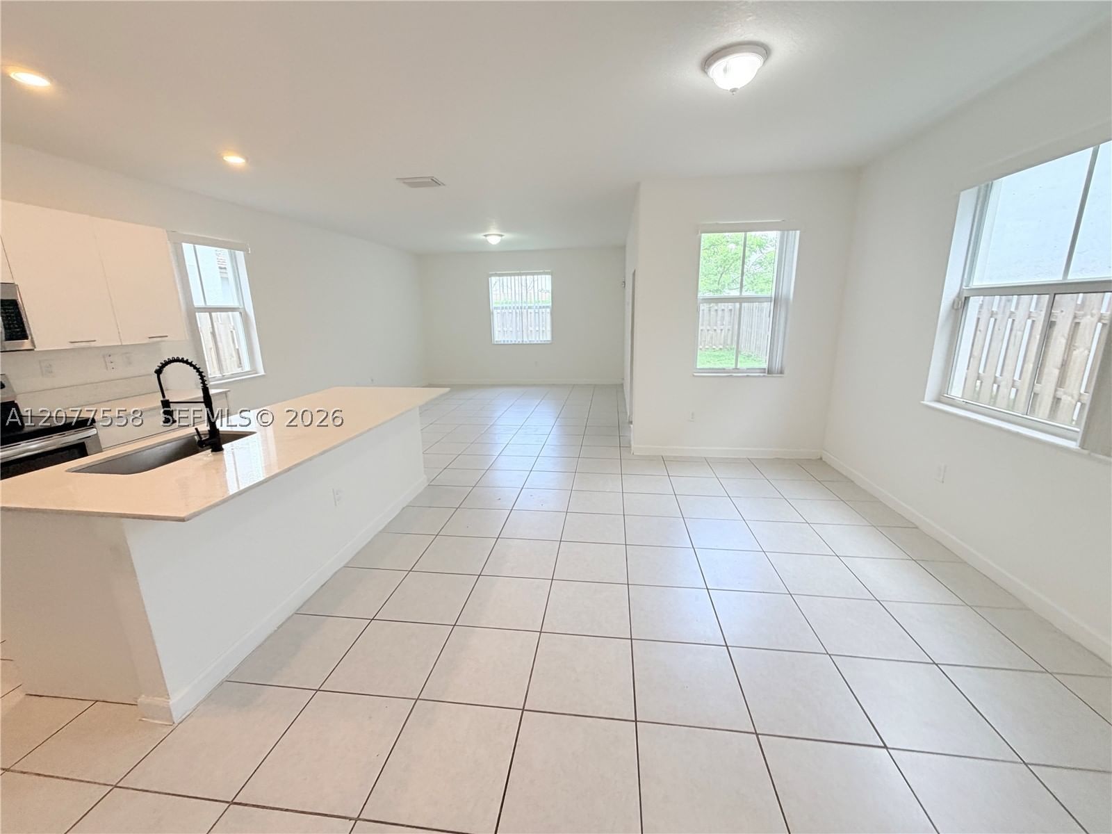 Real estate property located at 2405 131st Cir, Miami-dade, Golf Ests 1st Westview, Miami, FL