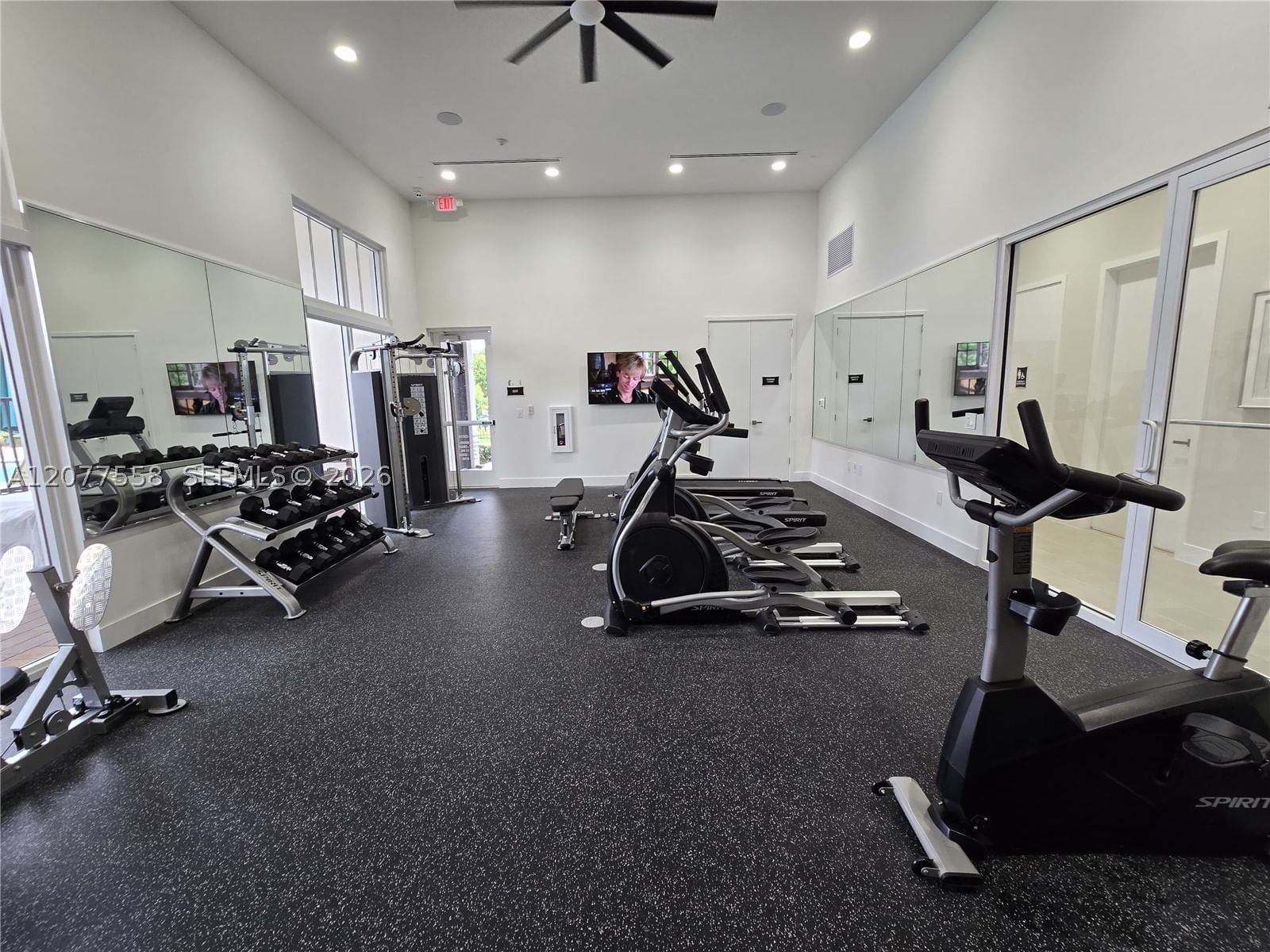 Real estate property located at 2405 131st Cir, Miami-dade, Golf Ests 1st Westview, Miami, FL