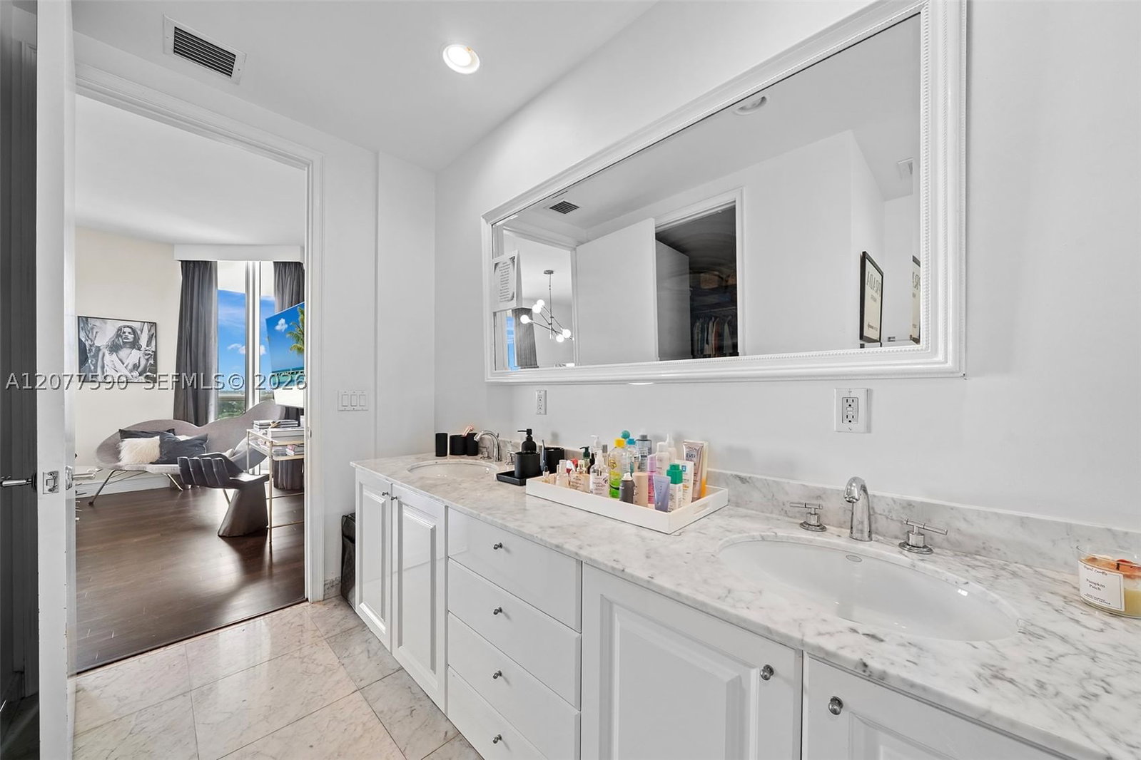 Real estate property located at 5801 Collins Ave PH1600, Miami-dade, Villa Di Mare Condo, Miami Beach, FL