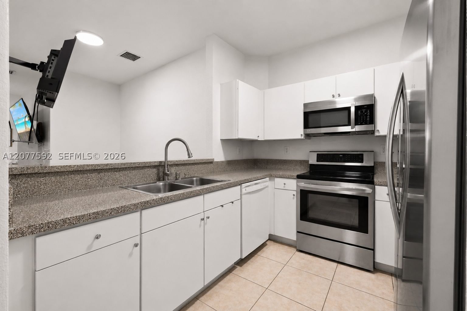 Real estate property located at 13217 42nd St #7101, Broward, Banyan Bay Condo, Miramar, FL