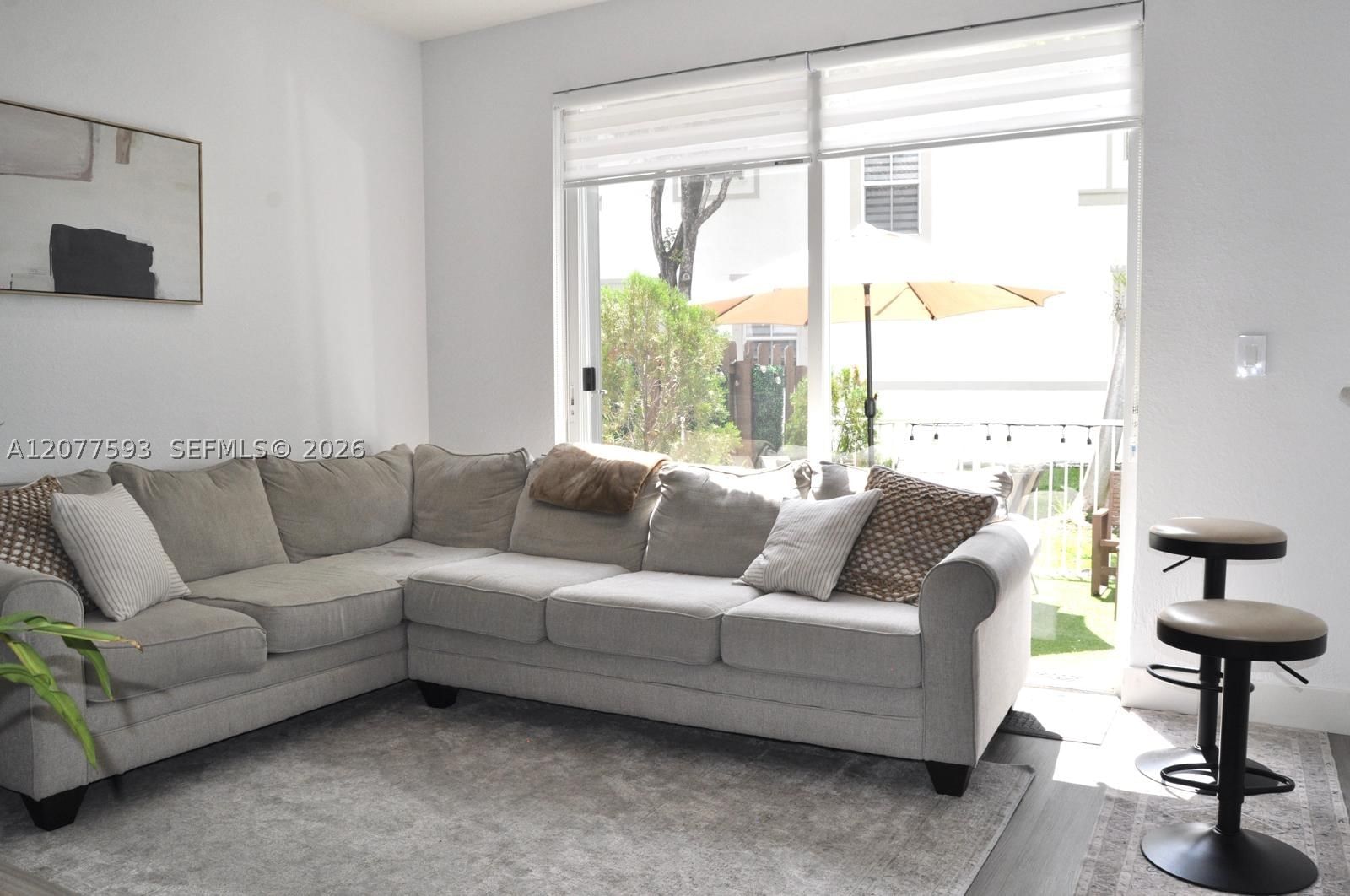 Real estate property located at 7940 108th Pl, Miami-dade, Islands At Doral 1st Addn, Doral, FL