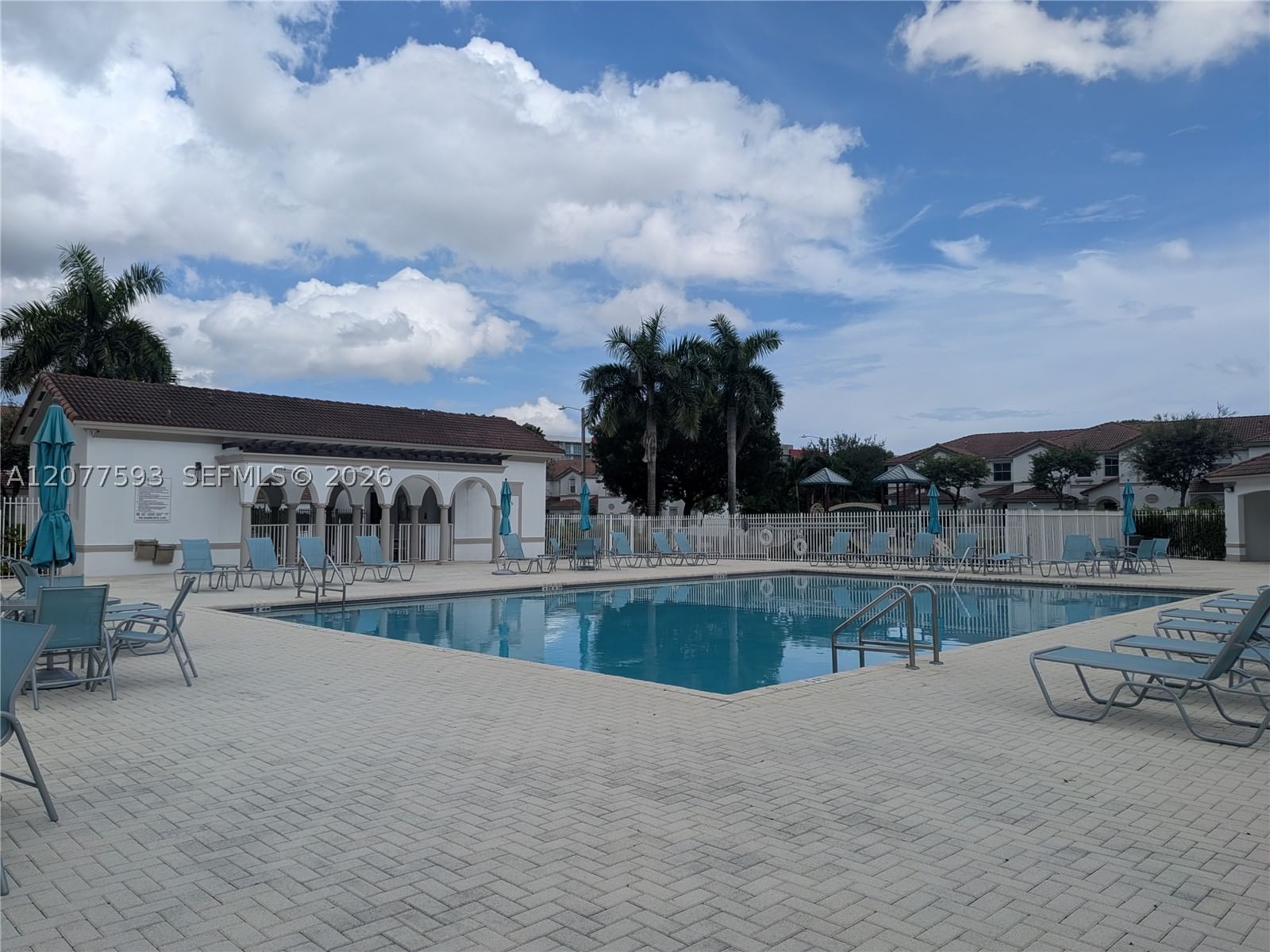 Real estate property located at 7940 108th Pl, Miami-dade, Islands At Doral 1st Addn, Doral, FL