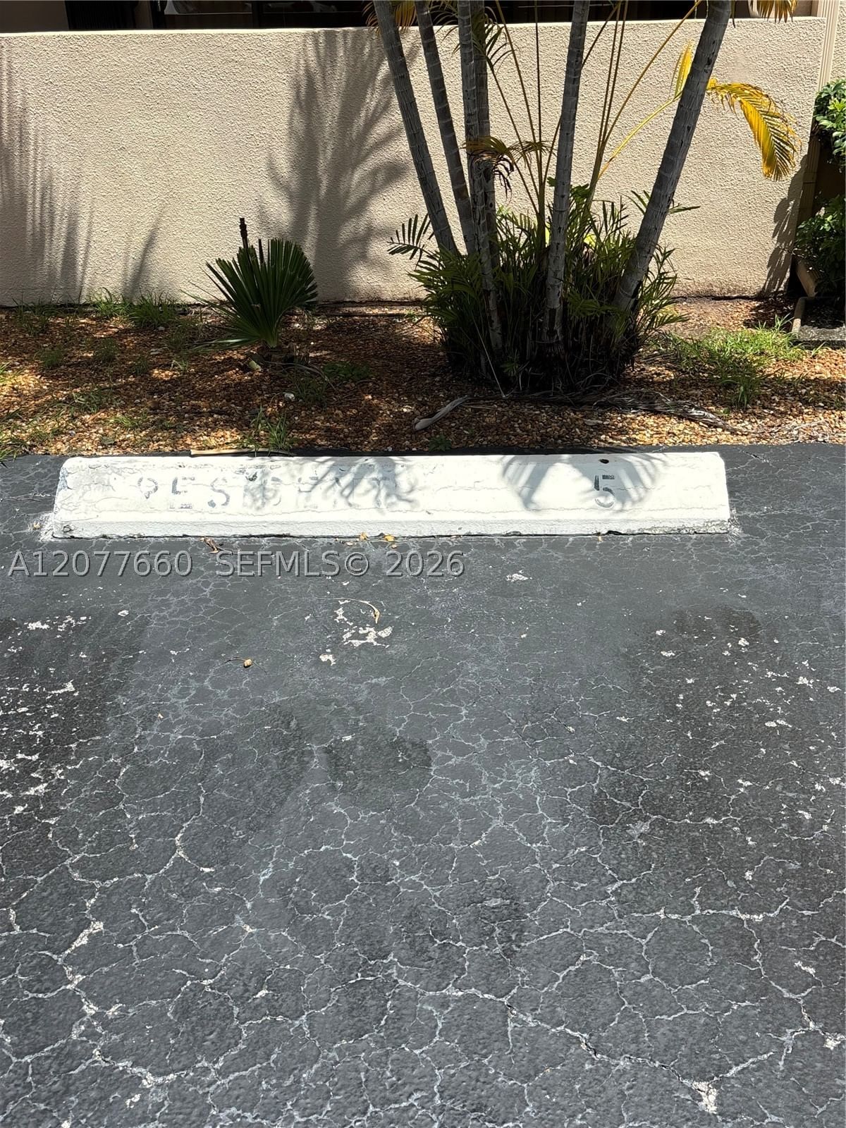 Real estate property located at 6305 Gage Pl #309A, Miami-dade, Eagle Nest Condo, Miami Lakes, FL