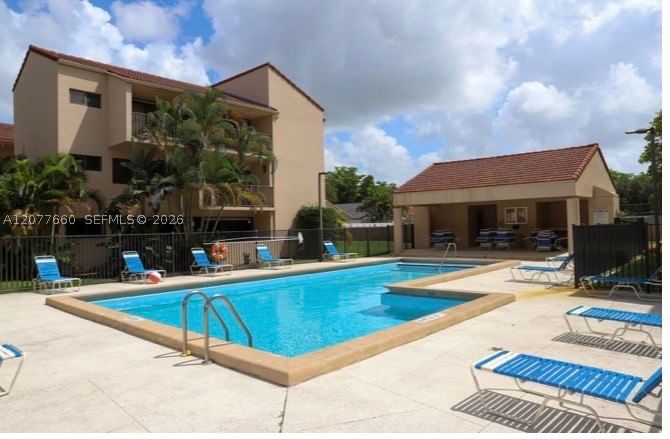 Real estate property located at 6305 Gage Pl #309A, Miami-dade, Eagle Nest Condo, Miami Lakes, FL