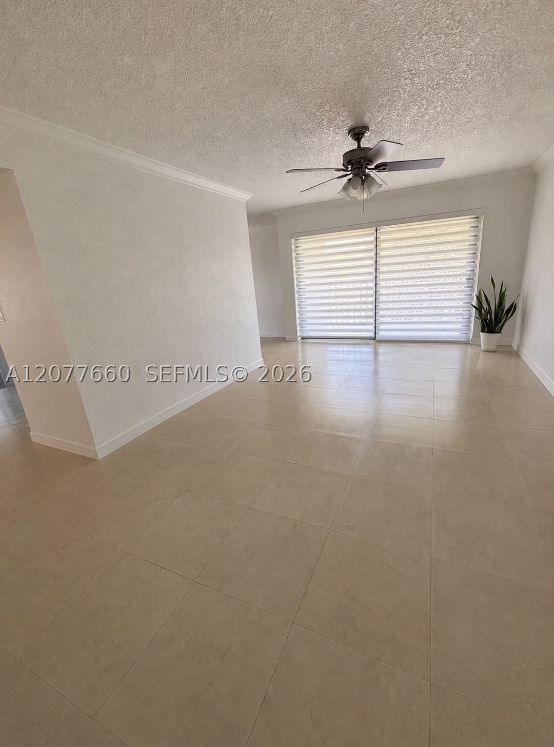 Real estate property located at 6305 Gage Pl #309A, Miami-dade, Eagle Nest Condo, Miami Lakes, FL