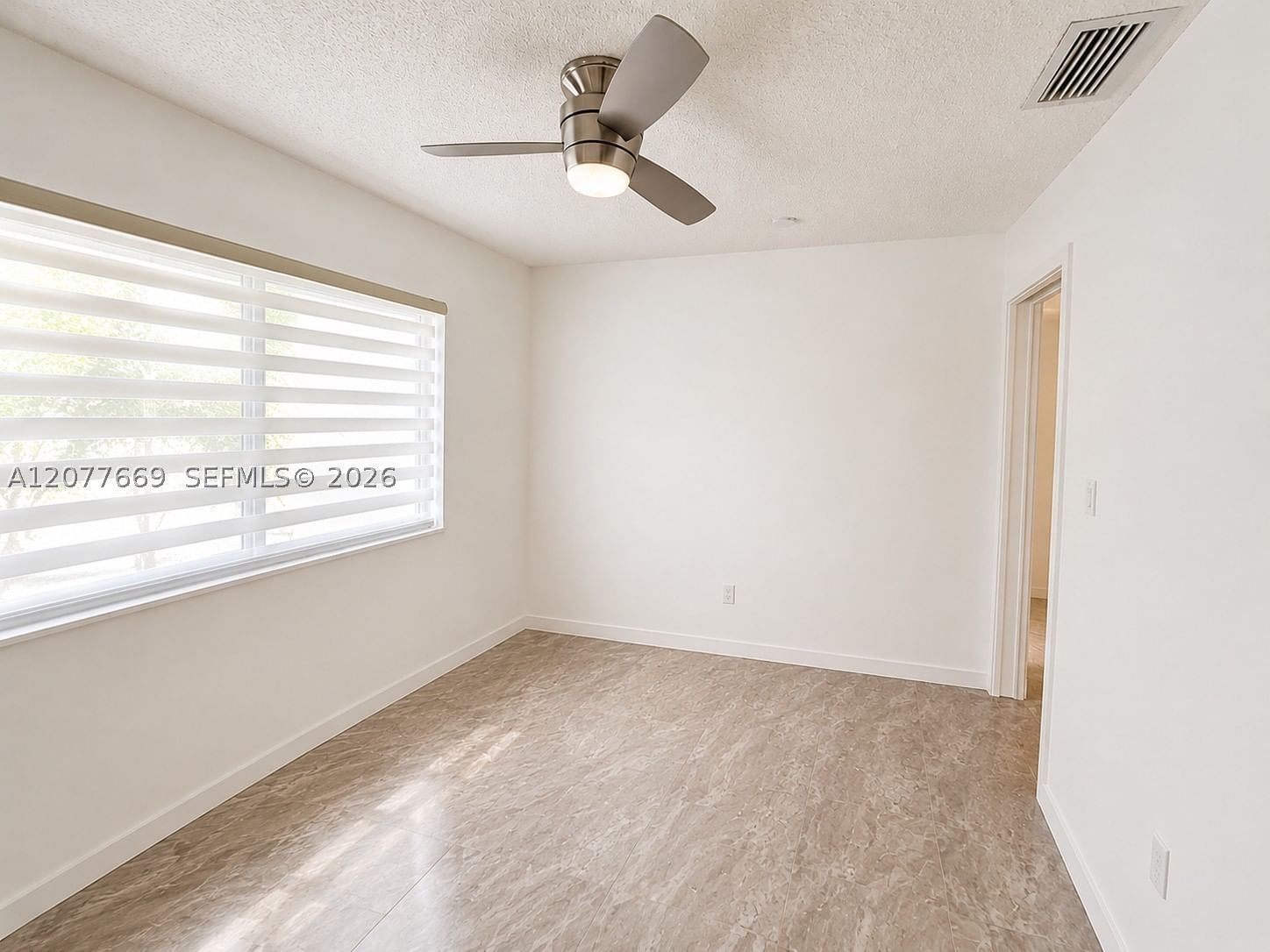 Real estate property located at 10829 30th Pl #221, Broward, North Lake Townhomes Cond, Sunrise, FL