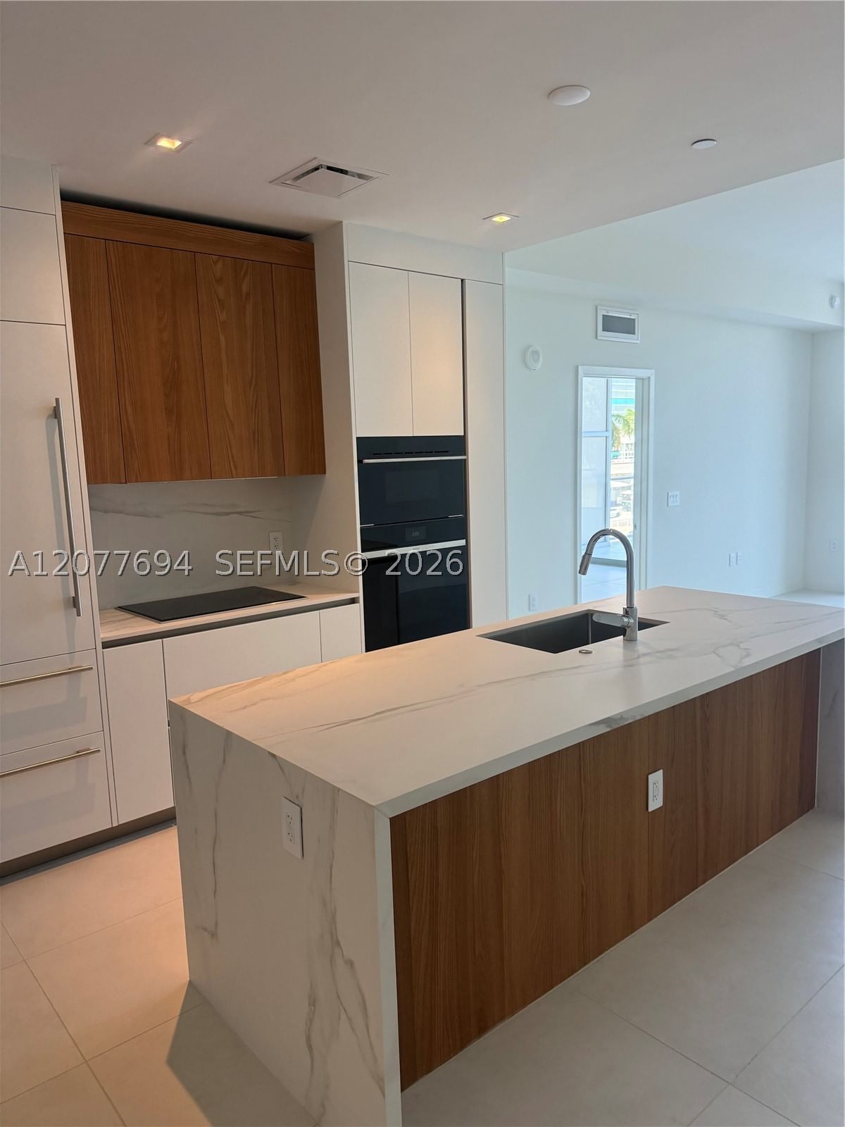 Real estate property located at 1400 Biscayne Blvd #209, Miami-dade, Casa Bella Residences, Miami, FL