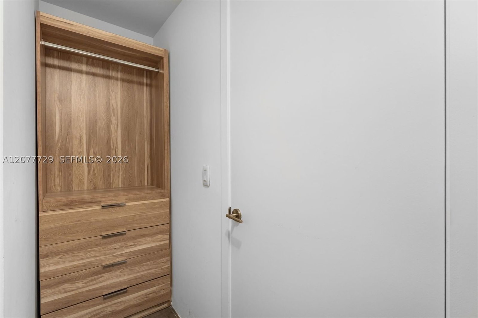 Real estate property located at 2900 7th Ave #1409, Miami-dade, Biscayne Beach Condo, Miami, FL