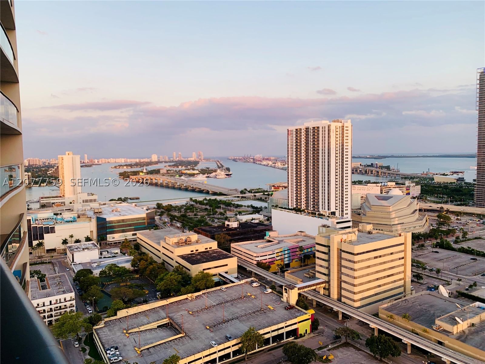 Real estate property located at 1600 1st Ave #2909, Miami-dade, Canvas Condo, Miami, FL