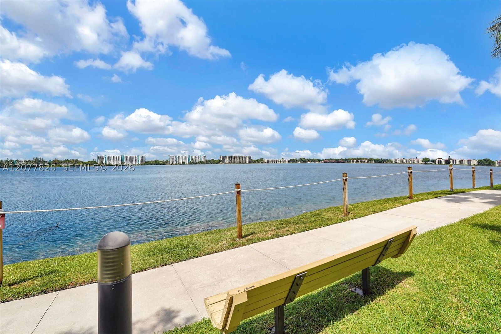 Real estate property located at 117 Lake Emerald Dr #204, Broward, Lake Emerald Condominium, Oakland Park, FL