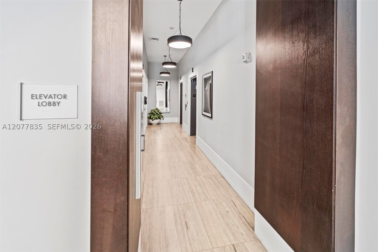 Real estate property located at 140 Dixie Hwy #1016, Broward, Hollywood Station Res Con, Hollywood, FL