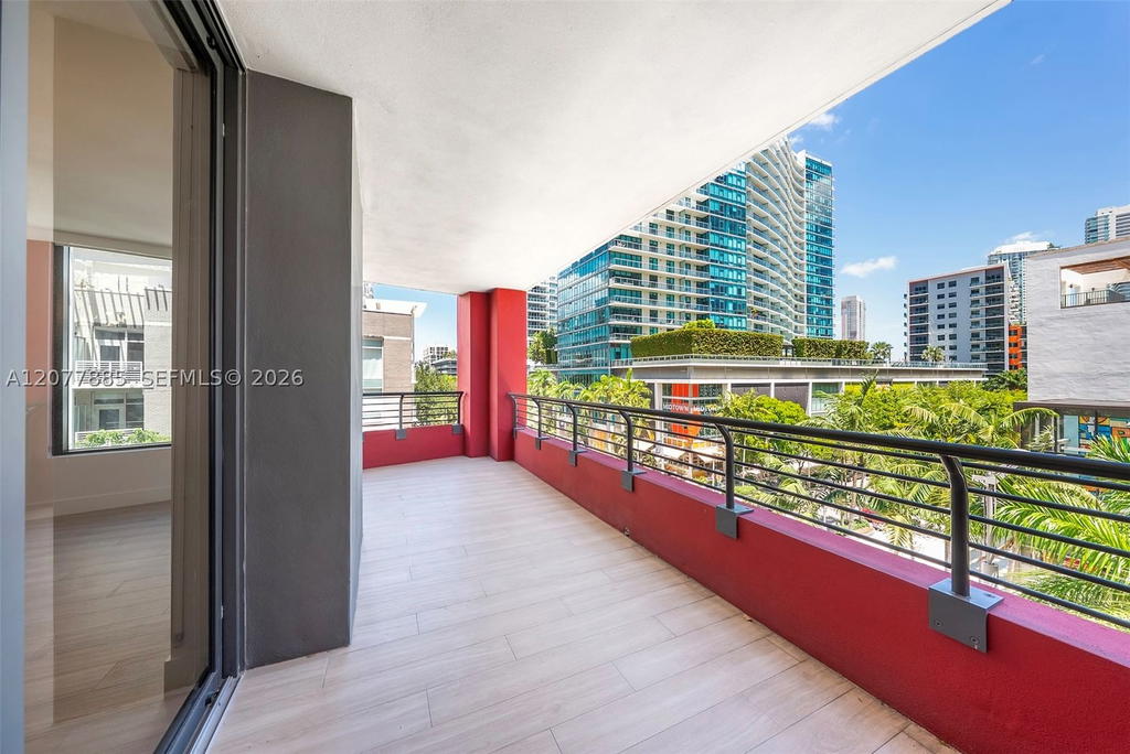 Real estate property located at 90 32 #412, Miami-dade, The Standard Residences, Miami, FL