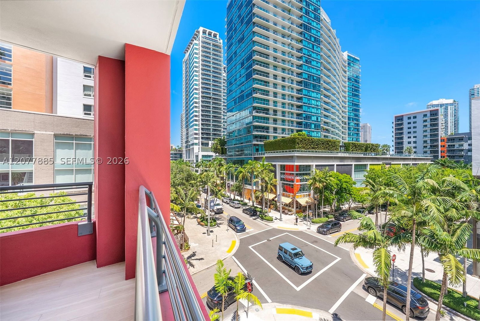 Real estate property located at 90 32 #412, Miami-dade, The Standard Residences, Miami, FL