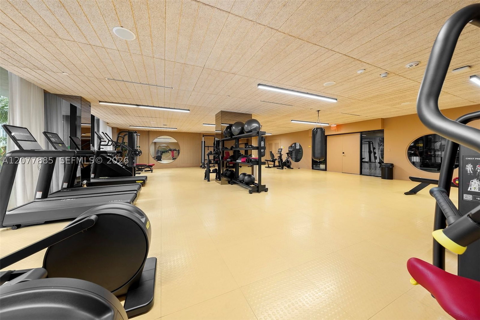 Real estate property located at 90 32 #412, Miami-dade, The Standard Residences, Miami, FL