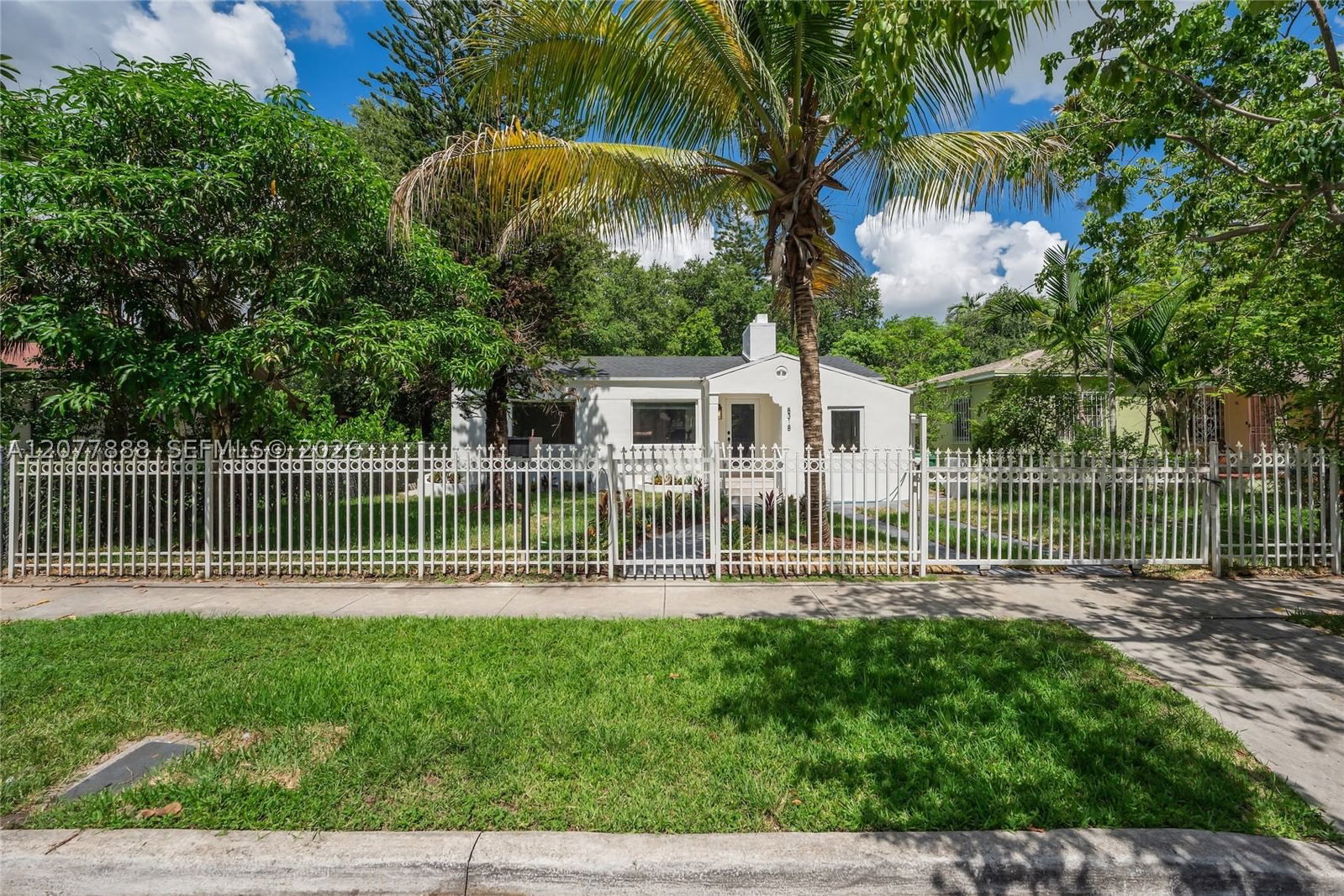 Real estate property located at 8318 3rd CT, Miami-dade, Oakland Grove Amd Pl, Miami, FL