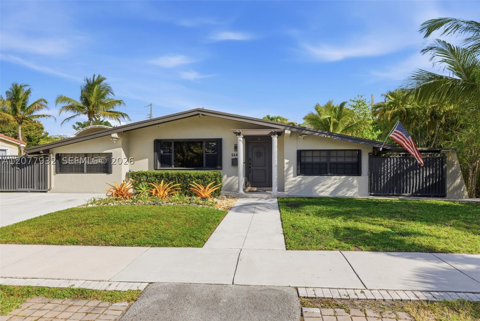 Real estate property located at 2485 214th St, Miami-dade, Sunswept Isle, Miami, FL