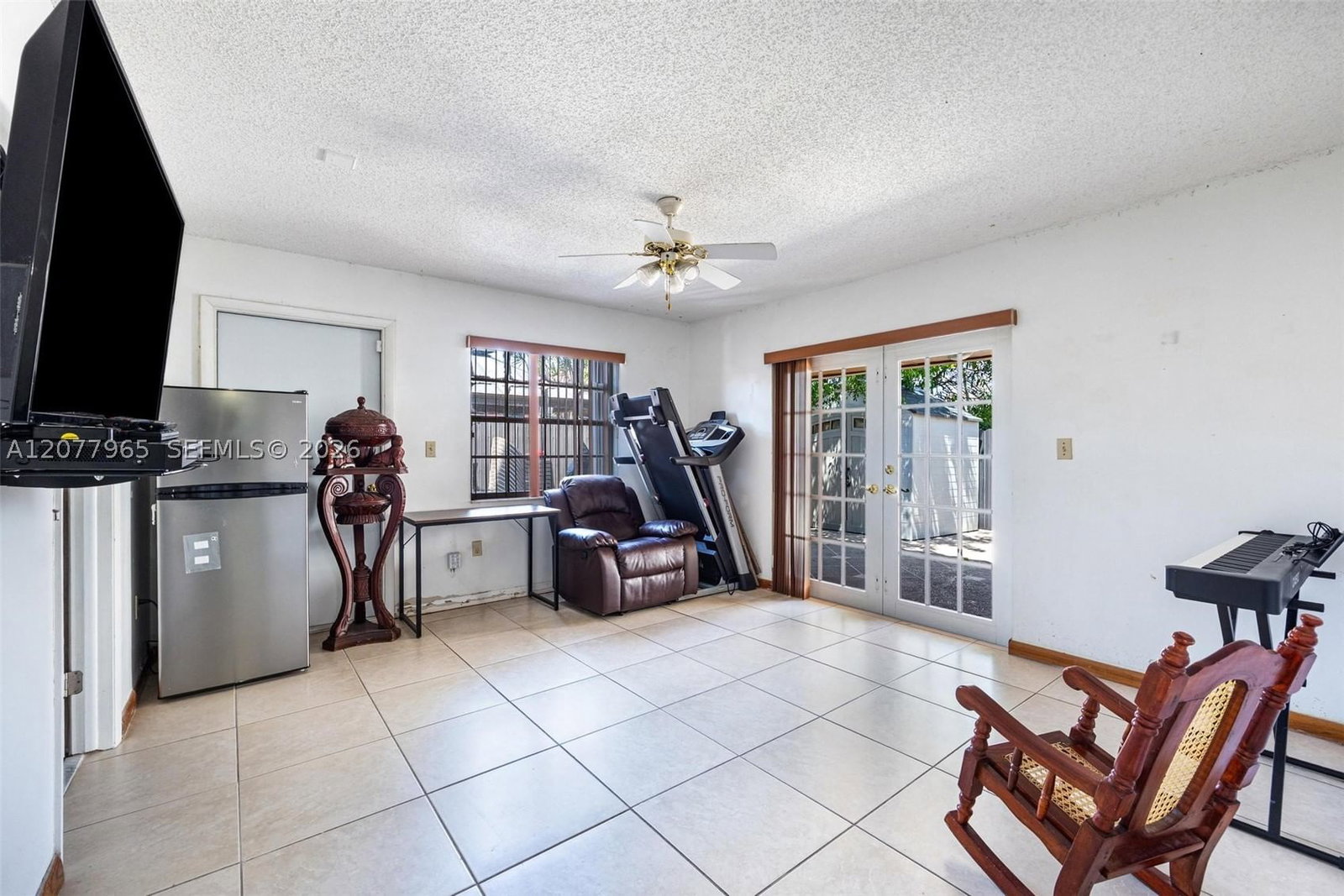 Real estate property located at 14217 102nd St, Miami-dade, Kendale Best No 2, Miami, FL