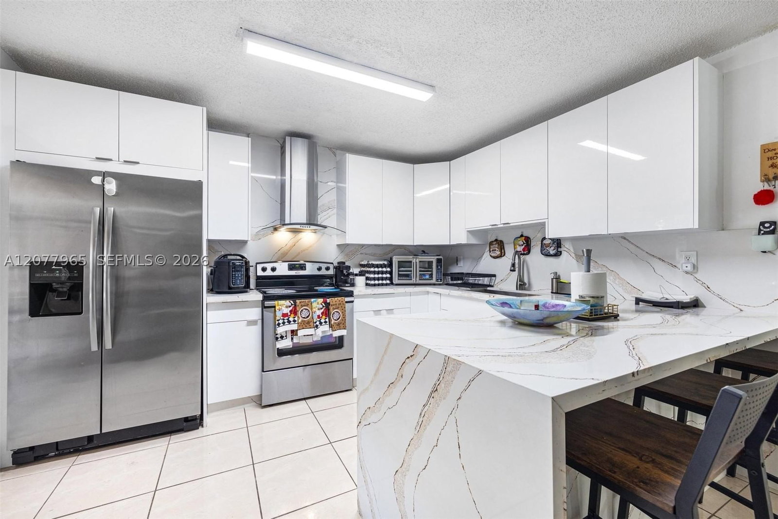 Real estate property located at 14217 102nd St, Miami-dade, Kendale Best No 2, Miami, FL