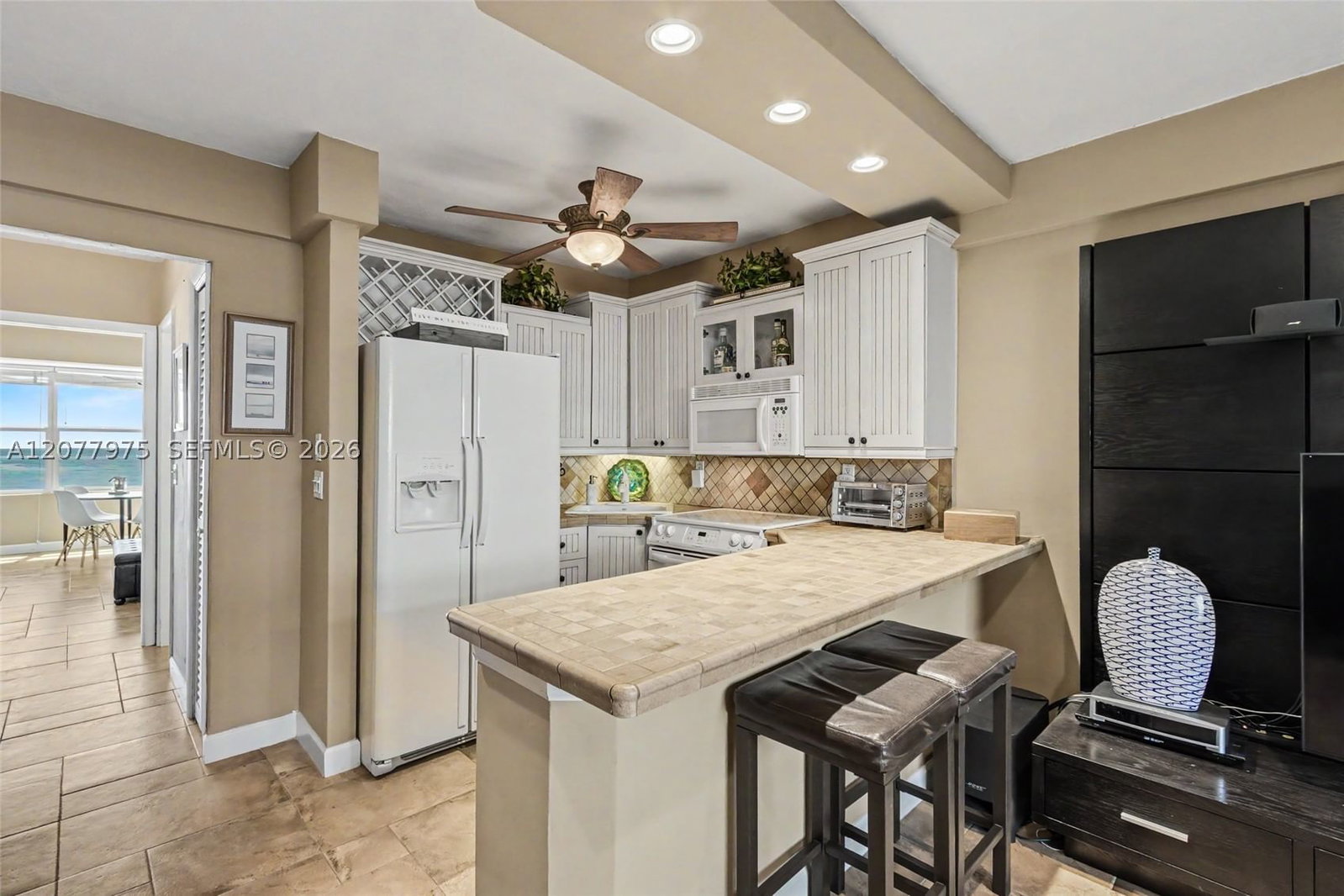 Real estate property located at 1801 Surf Rd #2G, Broward, Foxglove Co-op, Hollywood, FL