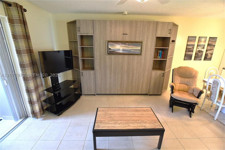 Real estate property located at 2971 Crosley Dr W F, Palm Beach, Cresthaven Villas Condo 1, West Palm Beach, FL