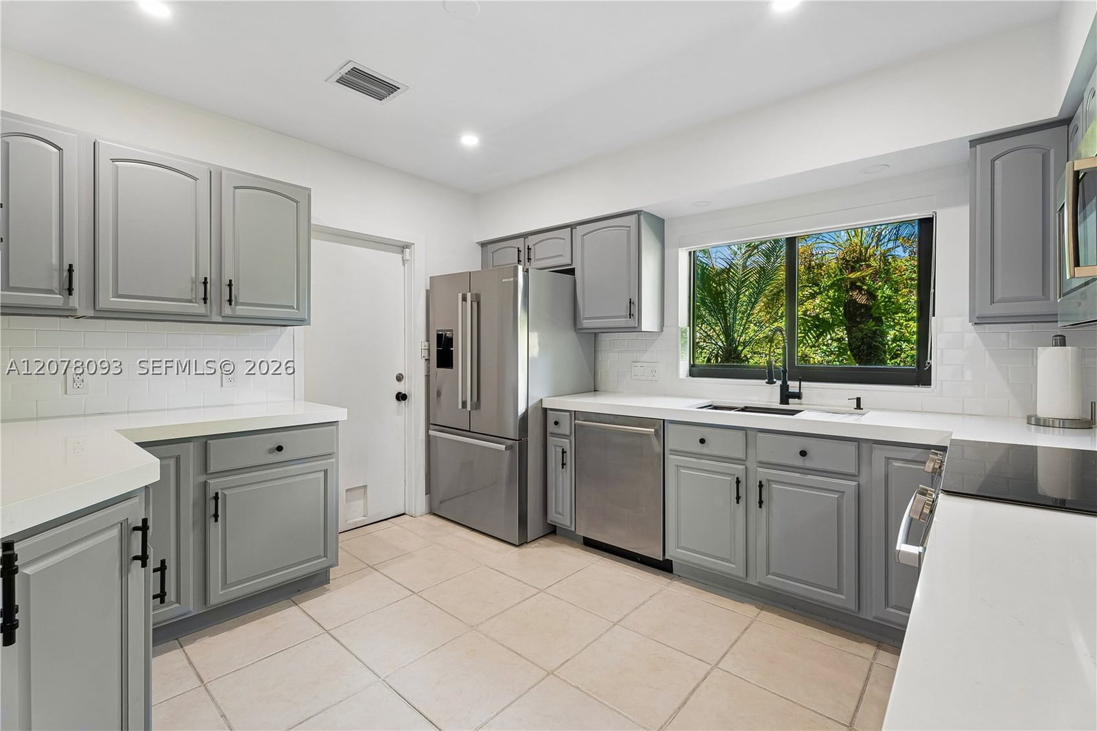 Real estate property located at 1541 Consolata Ave, Miami-dade, Coral Gables Riv Sec 6, Coral Gables, FL