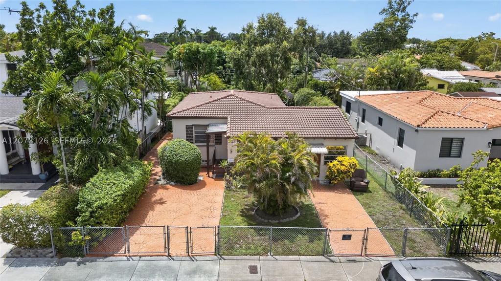 Real estate property located at 4940 5th Ter, Miami-dade, Trail Granada Addn, Miami, FL
