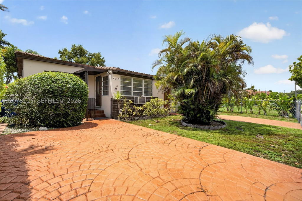 Real estate property located at 4940 5th Ter, Miami-dade, Trail Granada Addn, Miami, FL